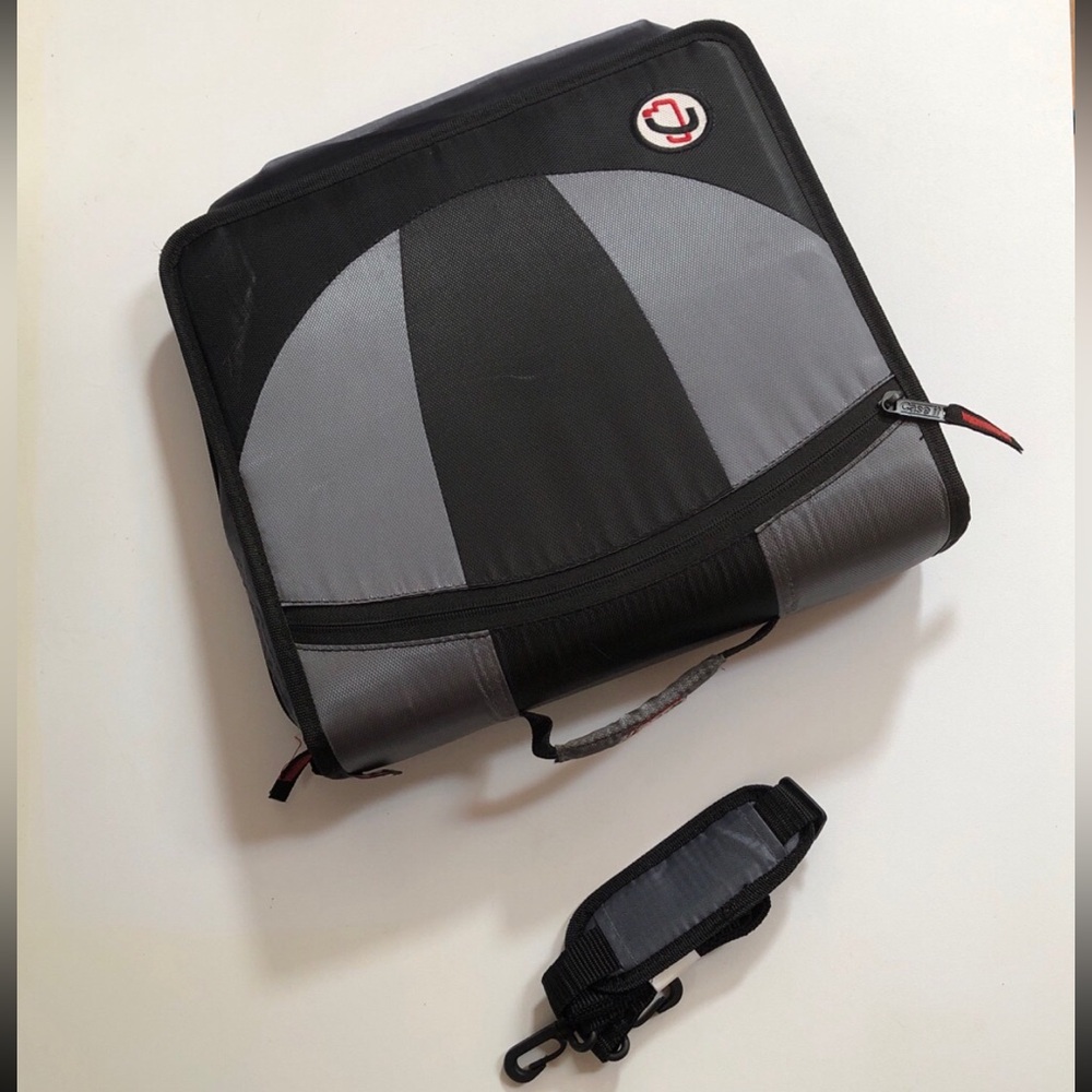 Carry Binder with strap brand new
